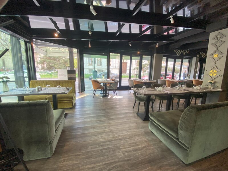 Piata Unirii, spatiu comercial 590 mp + terasa, exclusiv restaurant
